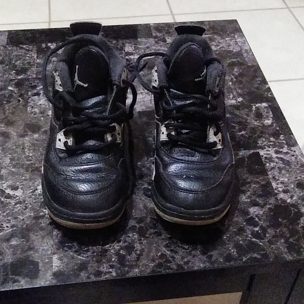Jordan 4 retro